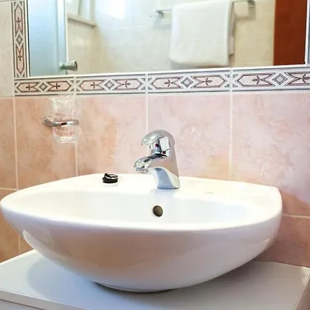Apartment In With Balcony, Air Conditioning, Wifi, Washing Machine *